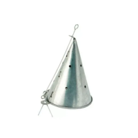 kormushka-zimnyaya-konus-bolshaya-metall-ogruzhennaya-225g-9945-002