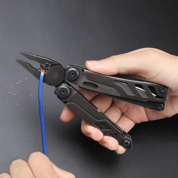 multiinstrument-nextool-flagship-pro-multitool-dark 4