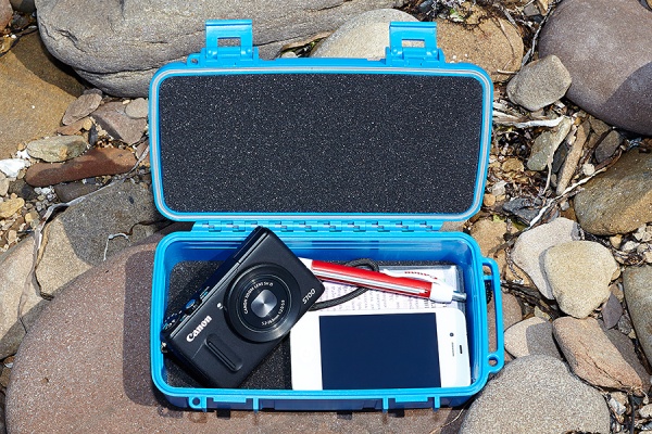 germetichnyj-kontejner-higashi-d7002-3