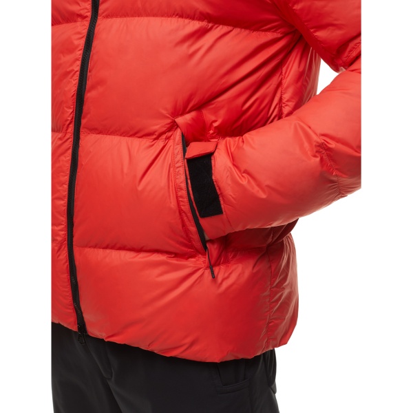 kurtka-bask-ray-korallovyj-chernyj 5