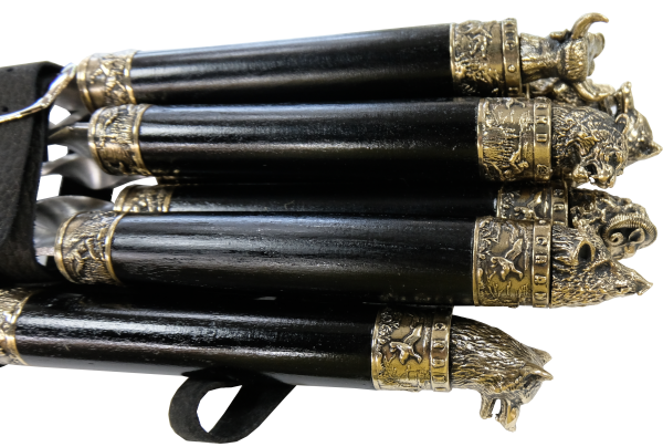 Nabor Lesnaya fauna (6 shampurov+nozh v kolchane)2